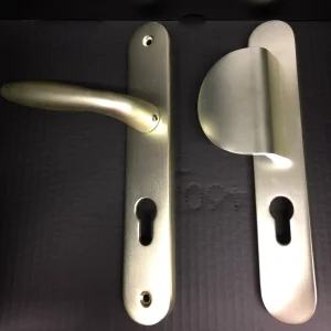 ENS PALIERE PE 230×40 EA195 CHAMP